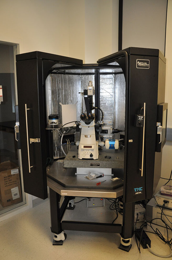 Asylum MFP-3D-Bio AFM Machine